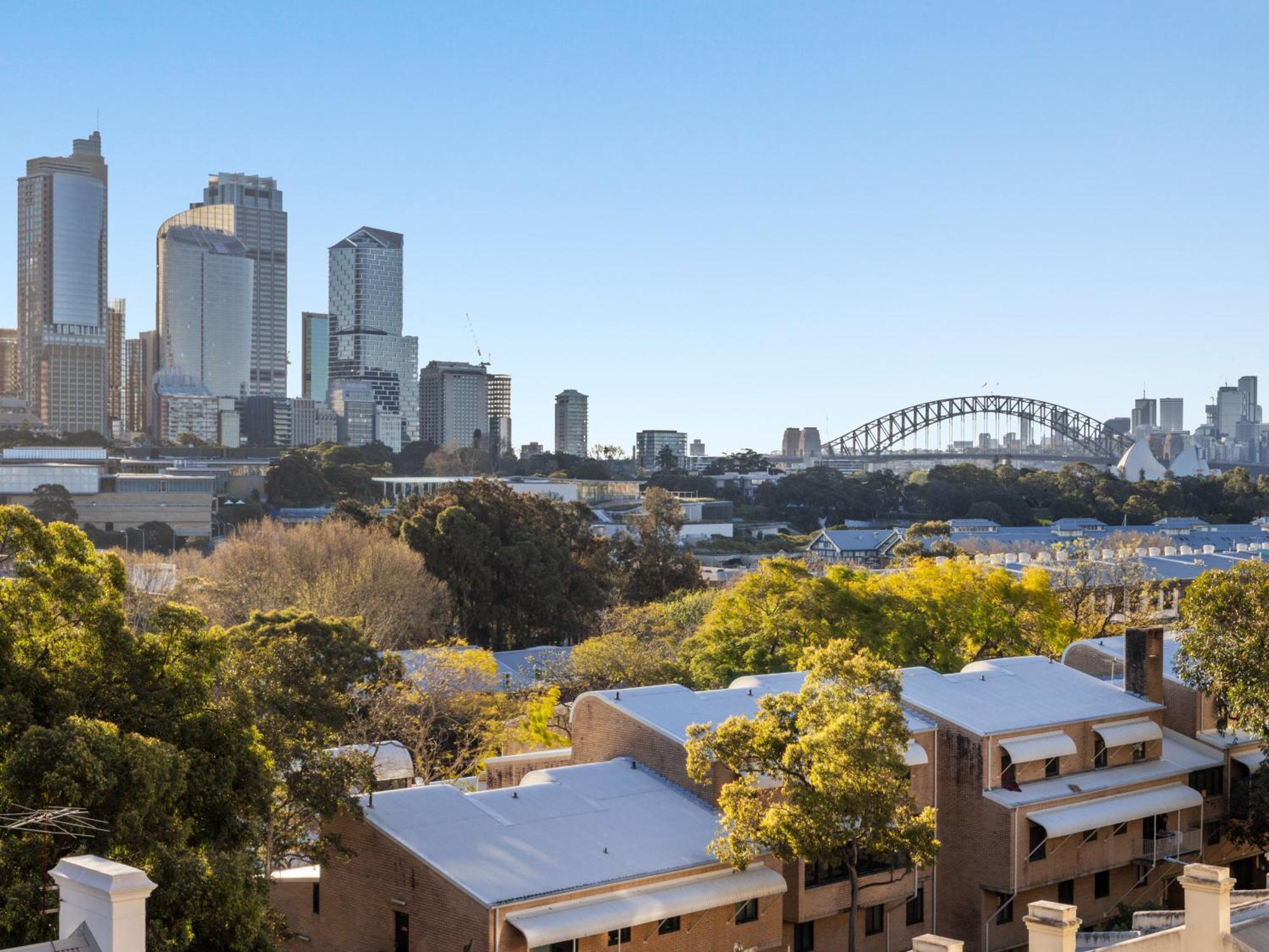Azzuro Pod - Potts Point *