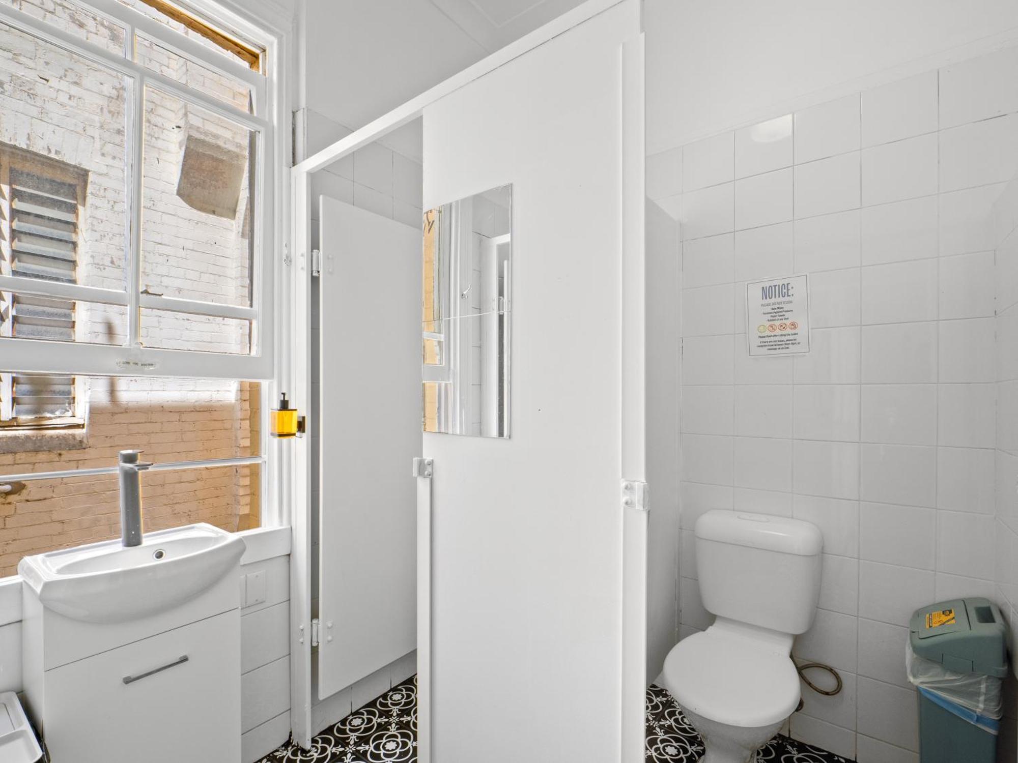 Azzuro Pod - Potts Point Sydney